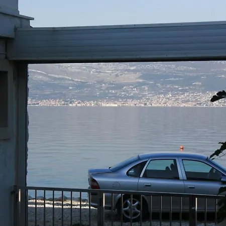 Appartamento By The Sea Slatine, Ciovo - 7512